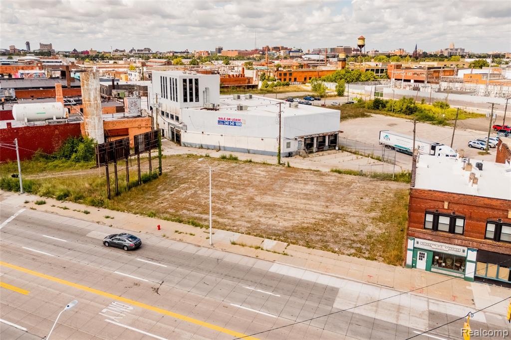 2003 Gratiot Avenue, Detroit, MI 48207