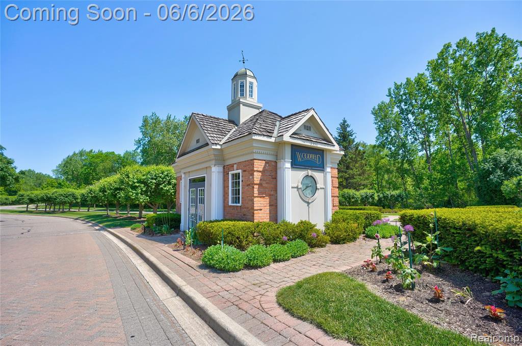 10242 Beacon Court, Grand Blanc, MI 48439 — Photo 80