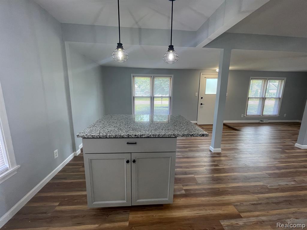 29272 ADAMS Drive, Gibraltar, MI — Photo 10