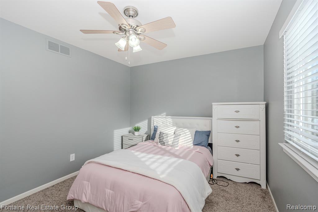 8742 WILLIAMSPORT Drive, White Lake, MI — Photo 19