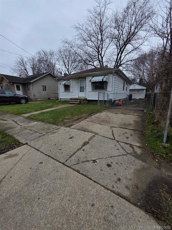 972 BARNEY Avenue, Flint, MI 48503 — Photo 13