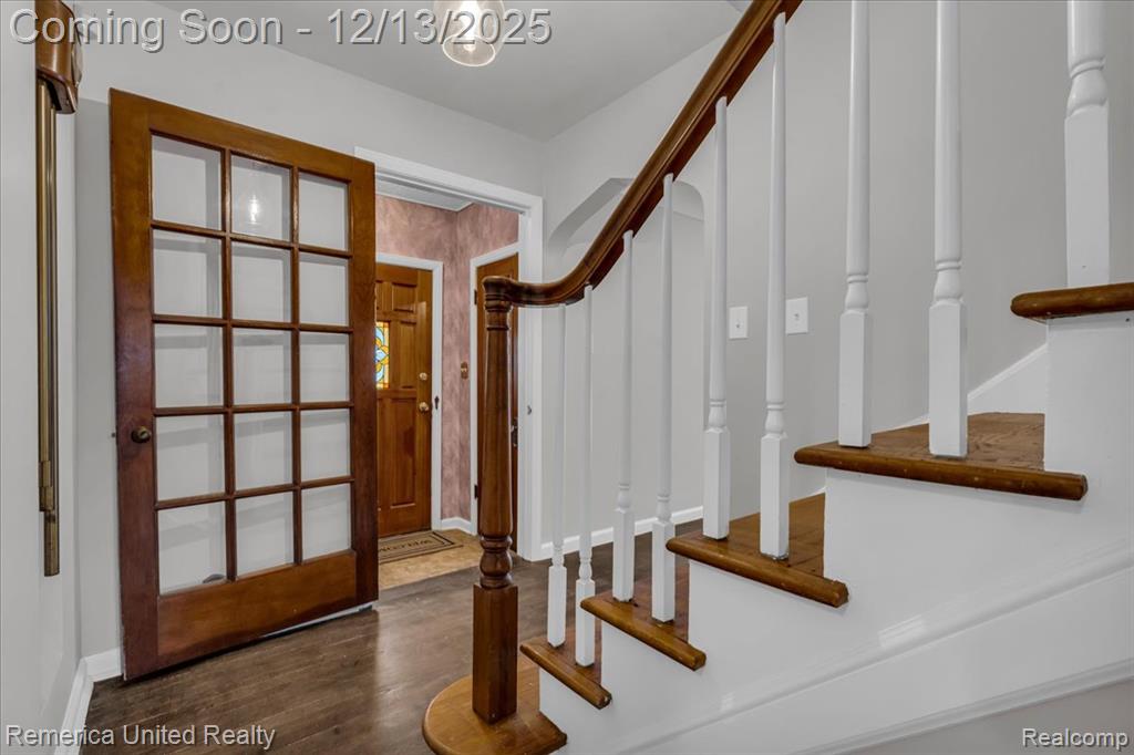 27510 California Drive SE, Lathrup Village, MI 48076 — Photo 15