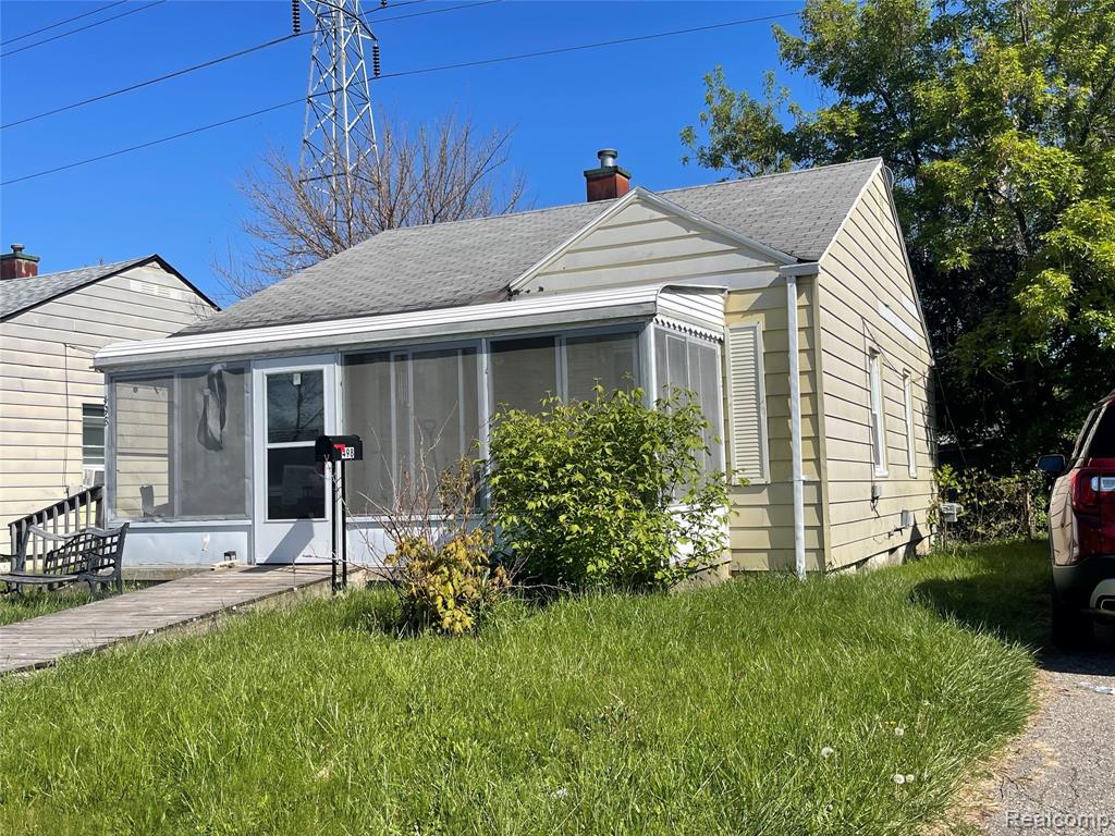 498 Montana Avenue, Pontiac, MI 48341 — Photo 2
