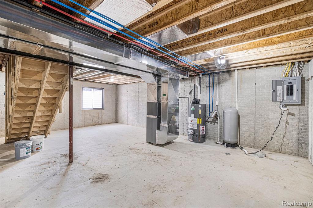 2417 EUGENE Street, Burton, MI 48519 — Photo 19
