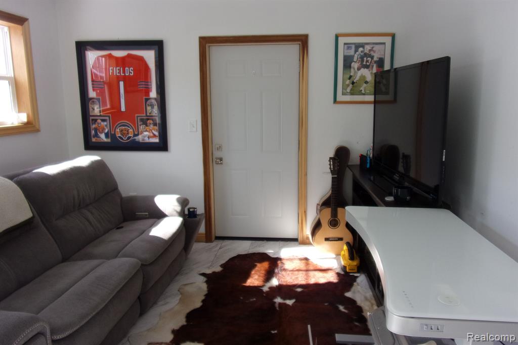 407 LIVINGSTON Street, Howell, MI 48843 — Photo 11