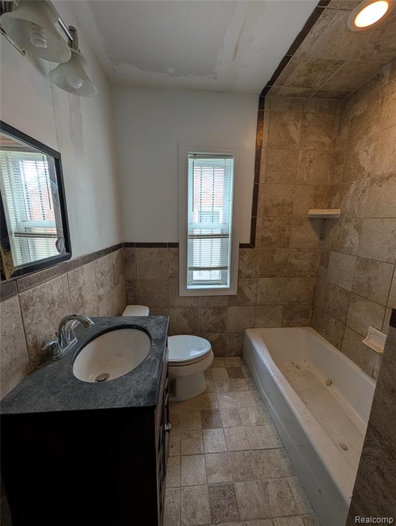 9776 E OUTER Drive - Photo 3