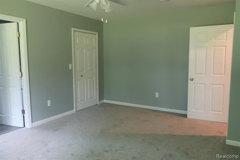 26020 Martinsville Road, Belleville, MI 48111 — Photo 24