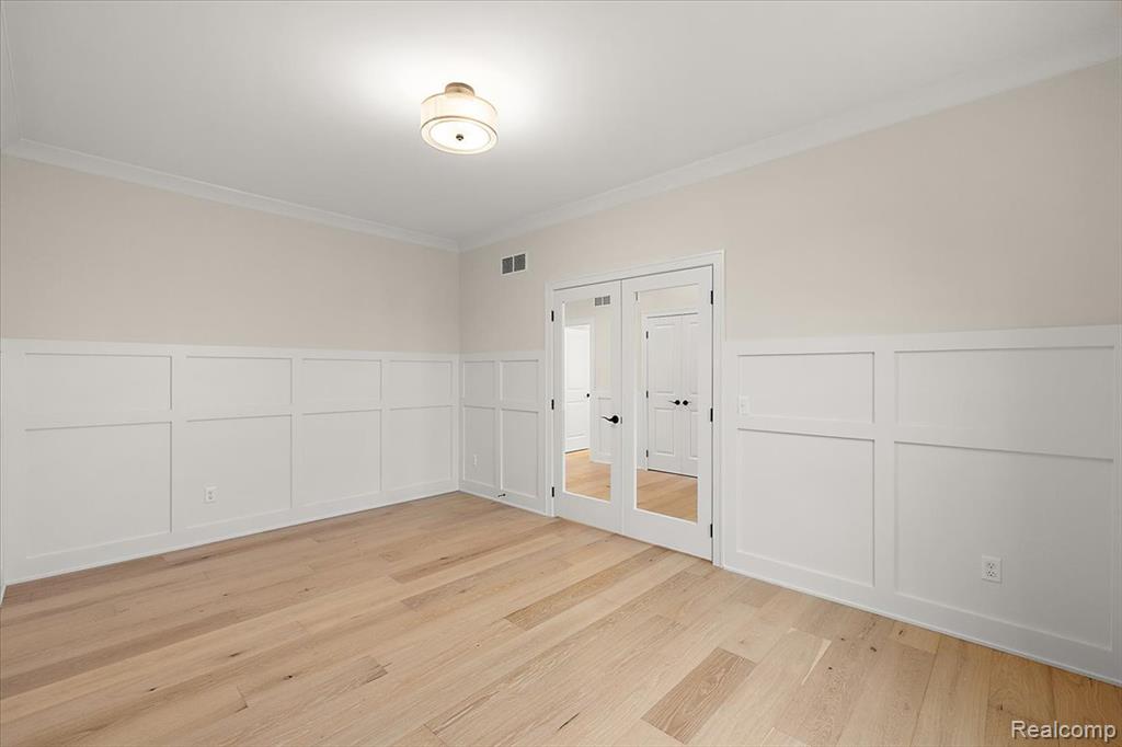 50318 Mistwood Drive, Macomb, MI 48042 — Photo 24