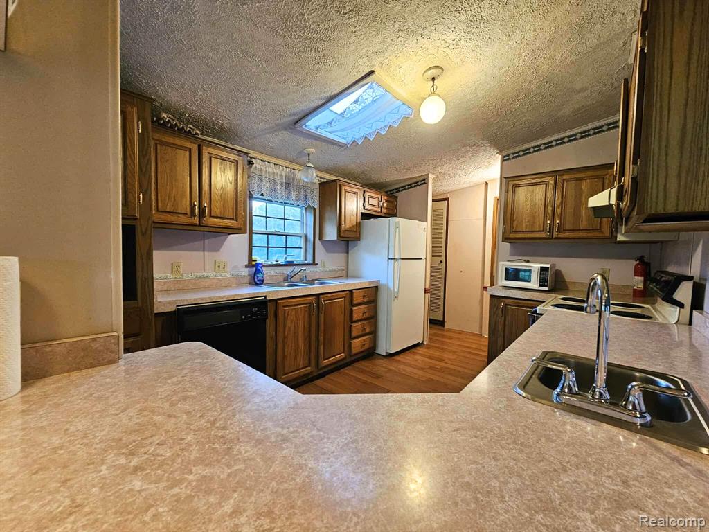 6392 Lake Rd, Millington, MI 48746 — Photo 6