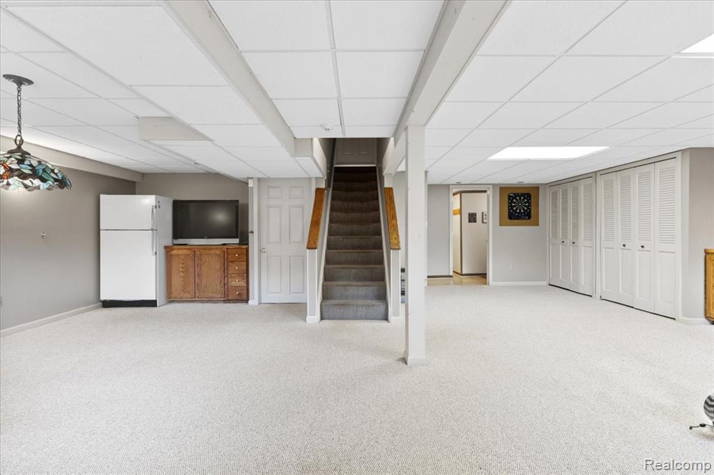 8291 Fawn Valley Circle, Clarkston, MI 48348 — Photo 33