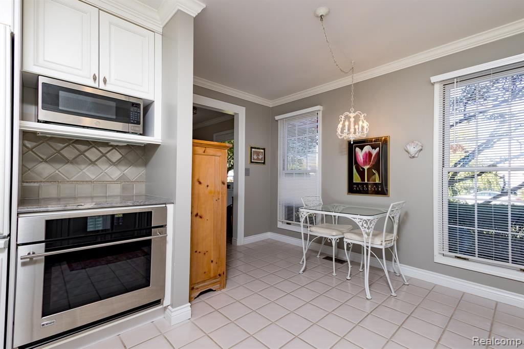 16329 Birwood Avenue, Beverly Hills, MI 48025 — Photo 12