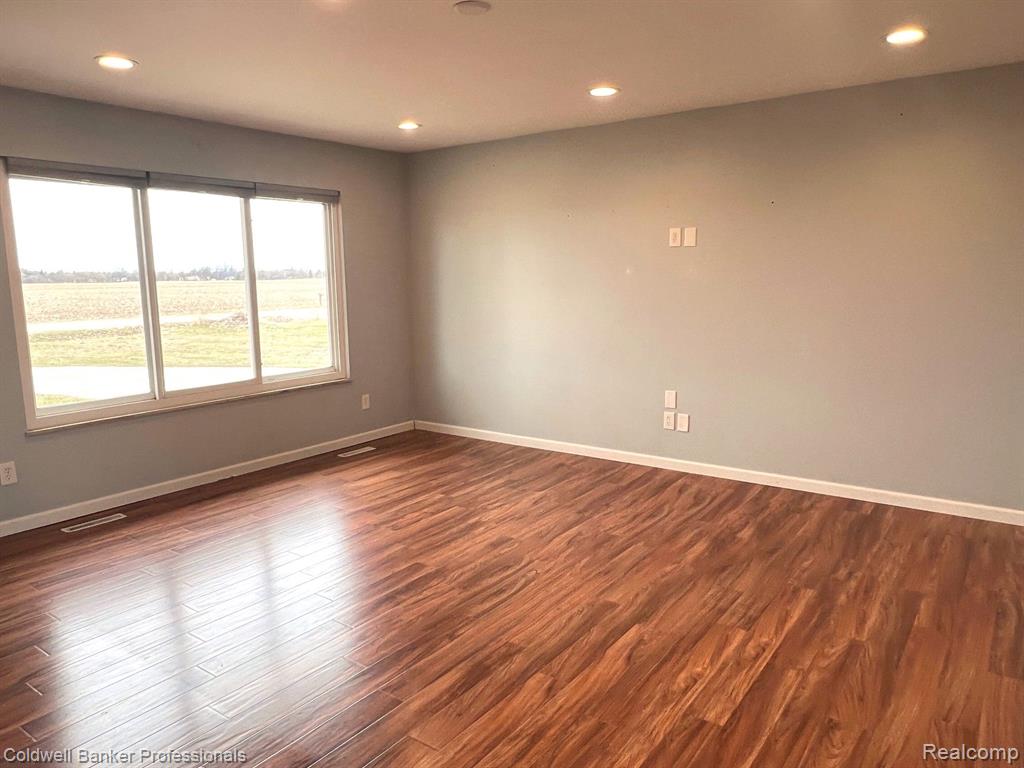8181 Van Vleet Road, Gaines Vlg, MI 48436 — Photo 4