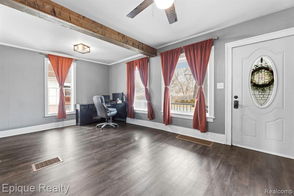 749 16th Street, Port Huron, MI 48060 — Photo 3