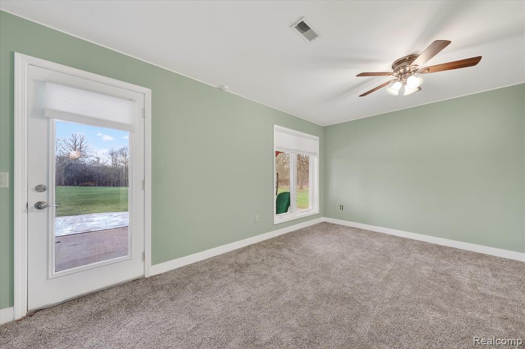 9254 Willowgate, Goodrich Vlg, MI — Photo 33