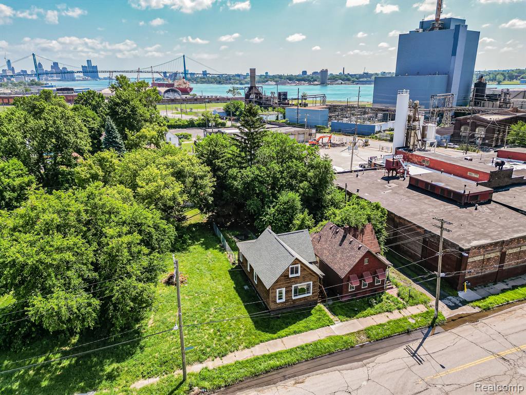 463 S JUNCTION Street - Photo 2