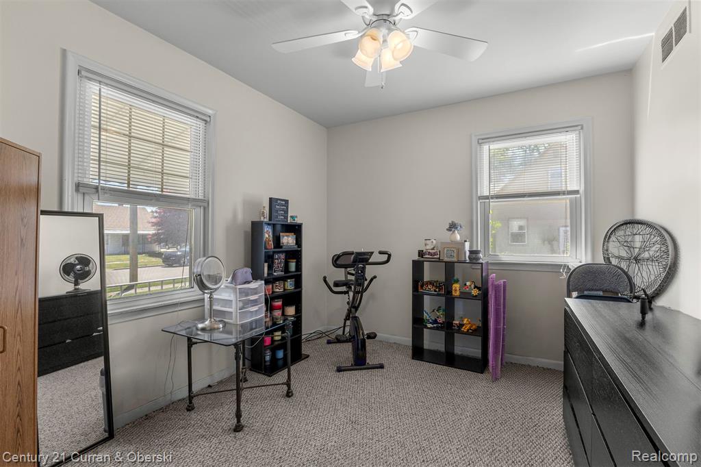 6141 N Gulley Road, Dearborn Heights, MI 48127 — Photo 10