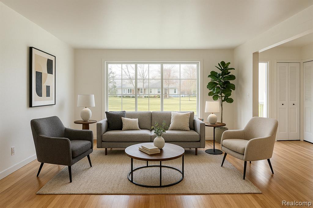 483 FOX HILLS Drive N, Bloomfield Hills, MI 48304 — Photo 5