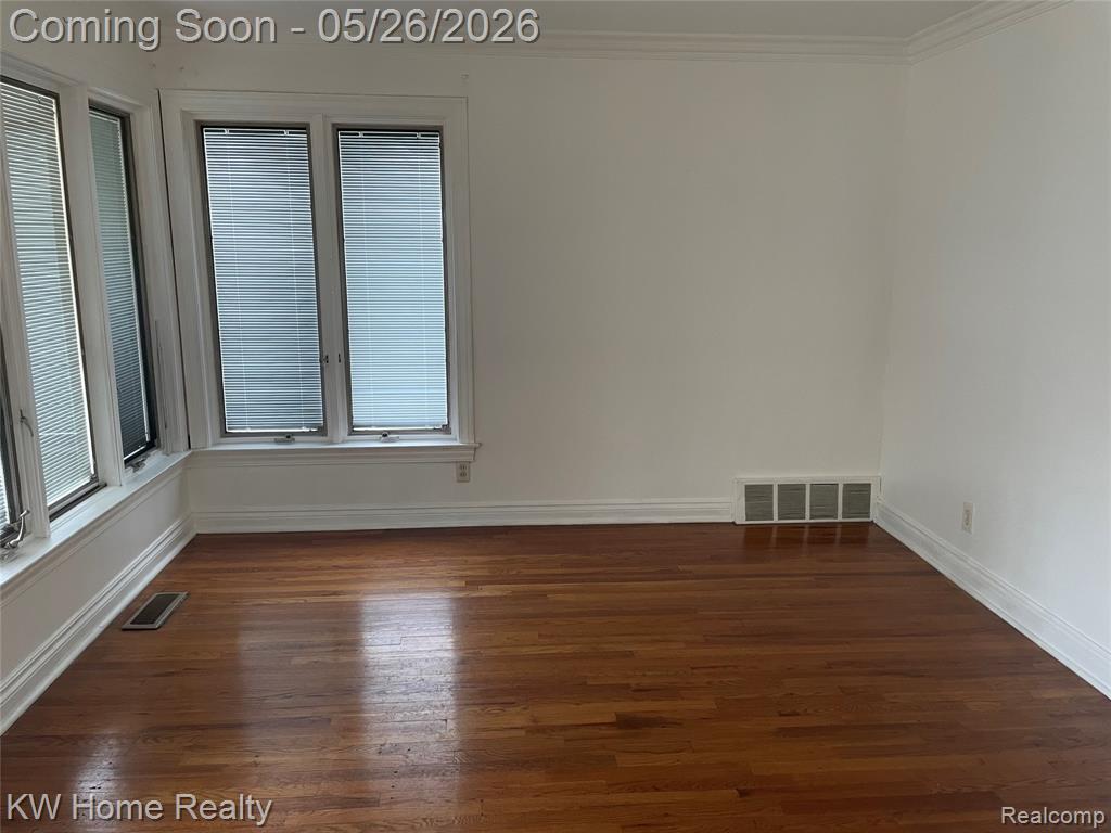16853 Lincoln Avenue, Eastpointe, MI 48021 — Photo 5