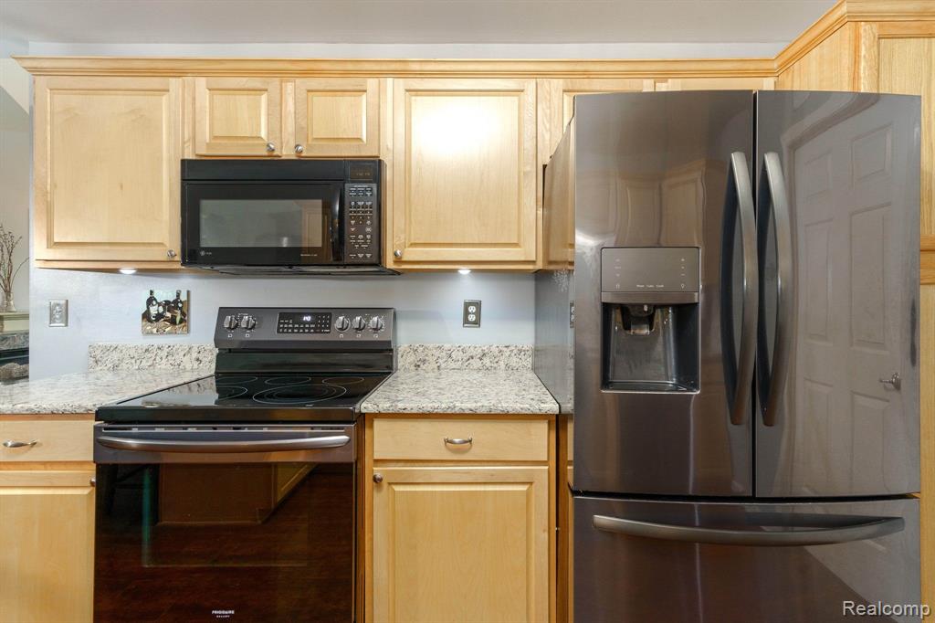 1324 DUFREE Boulevard, Howell, MI 48843 — Photo 13