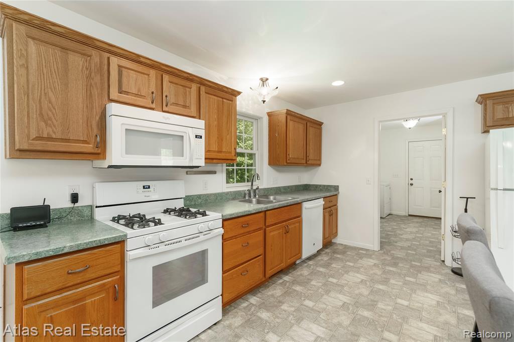 18286 FRANDSCHE Road, Oakley, MI 48649 — Photo 30