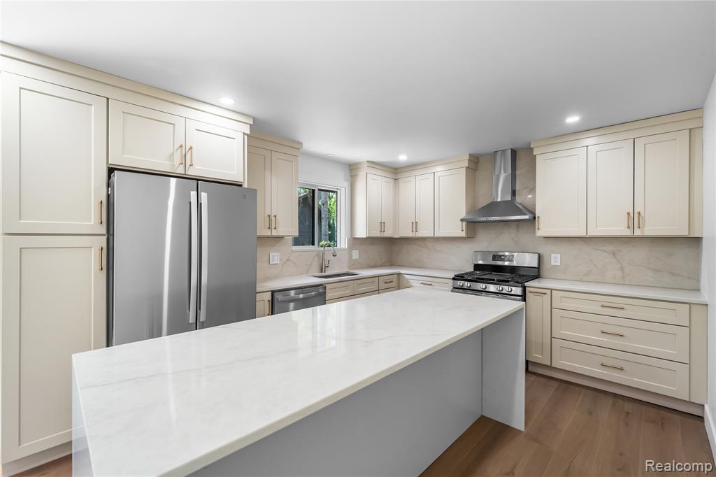 6742 Canterbury Court, Shelby Twp, MI 48316 — Photo 12