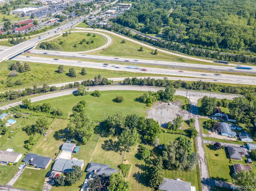 45109 I-94 South Service Drive, Belleville, MI 48111 — Photo 16