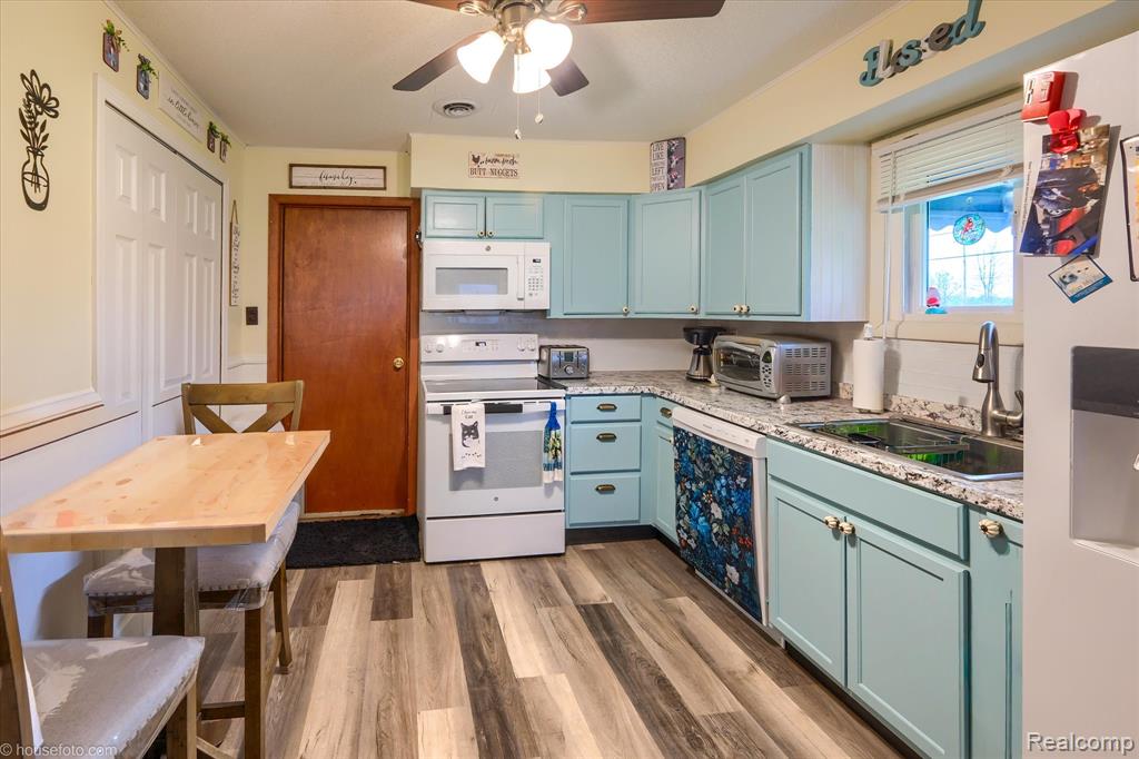 9254 N Genesee Road, Mount Morris, MI 48458 — Photo 9