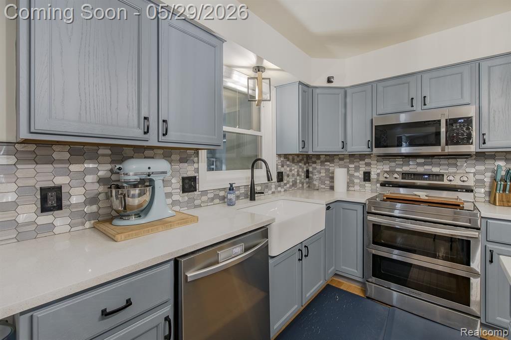 2241 Elkridge Circle, Highland, MI 48356 — Photo 15