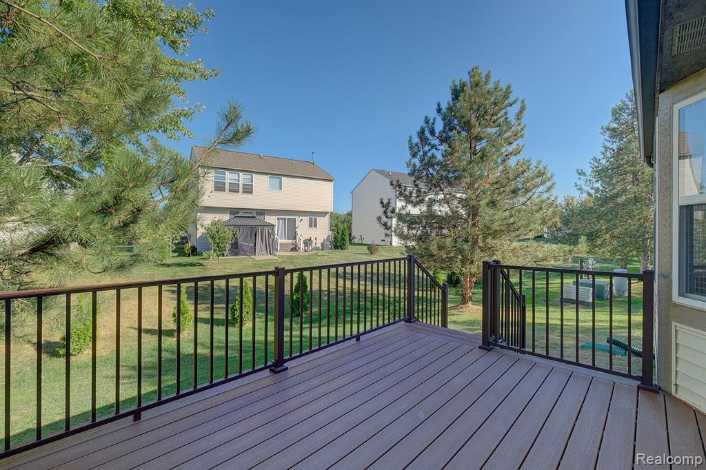 1852 N Kenwyck Drive, Ypsilanti, MI 48198 — Photo 21