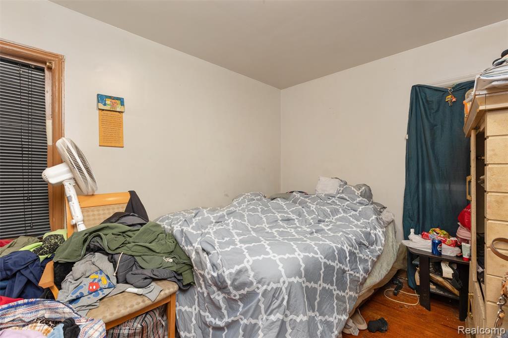 9222 Hartwell, Detroit, MI 48228 — Photo 8