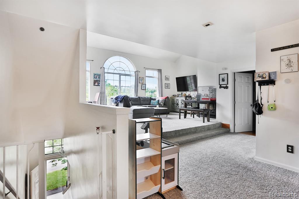 30667 ARDMORE, Novi, MI 48377 — Photo 2