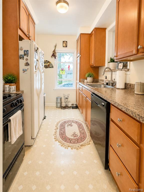 4260 Cooper Avenue, Royal Oak, MI 48073 — Photo 3