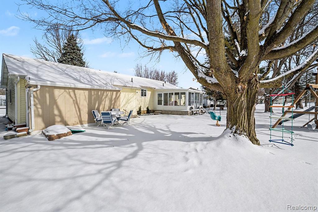 6030 E Hill Road, Grand Blanc, MI 48439 — Photo 20