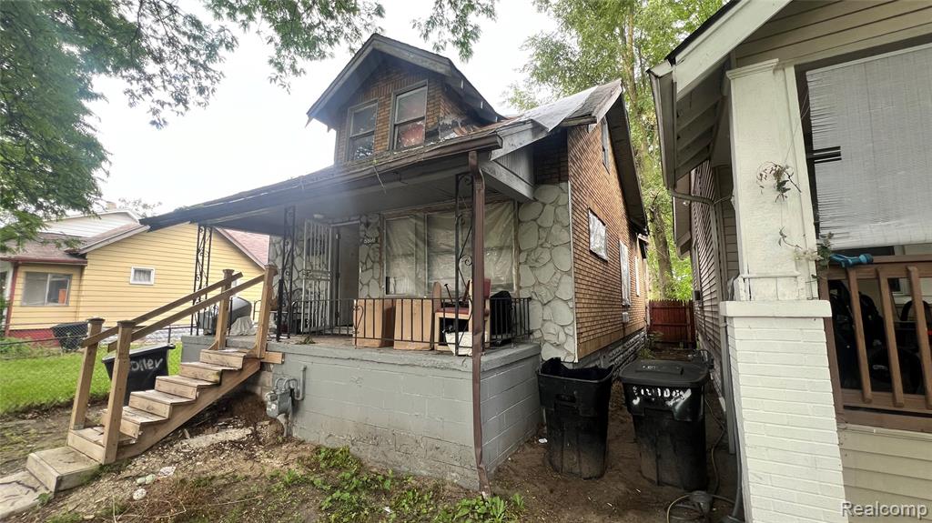 15868 Parkside Street - Photo 2