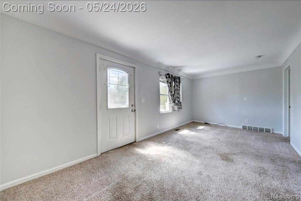 3542 East Street, Hartland, MI 48353 — Photo 9