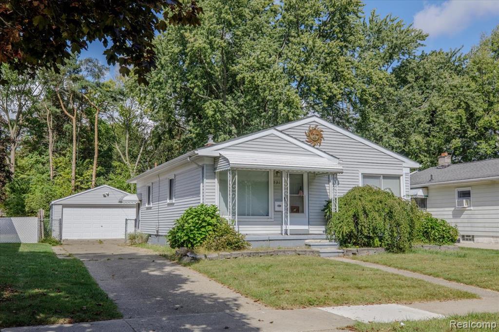 731 1st Avenue, Pontiac, MI 48340 — front exterior