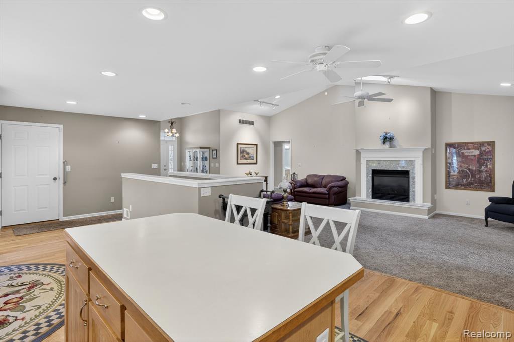 9508 Pine Needle Trail, Flushing, MI 48433 — Photo 14