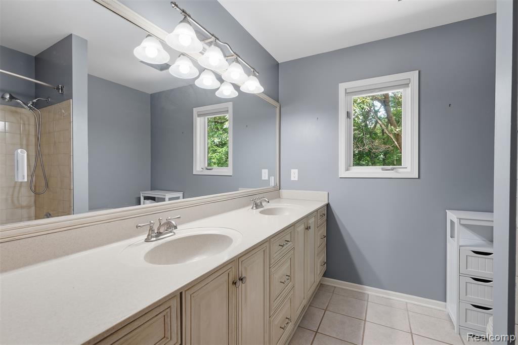 5336 Urbana Drive, Brighton, MI 48116 — Photo 27