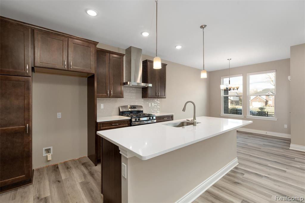 811 Balmoral Ln, Troy, MI 48085 — Photo 3