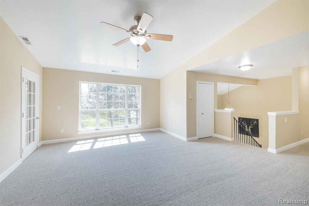 491 MULBERRY Street, Wyandotte, MI 48192 — Photo 5