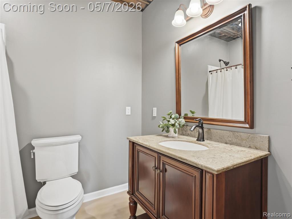13435 Lake Shore Drive, Fenton, MI 48430 — Photo 32