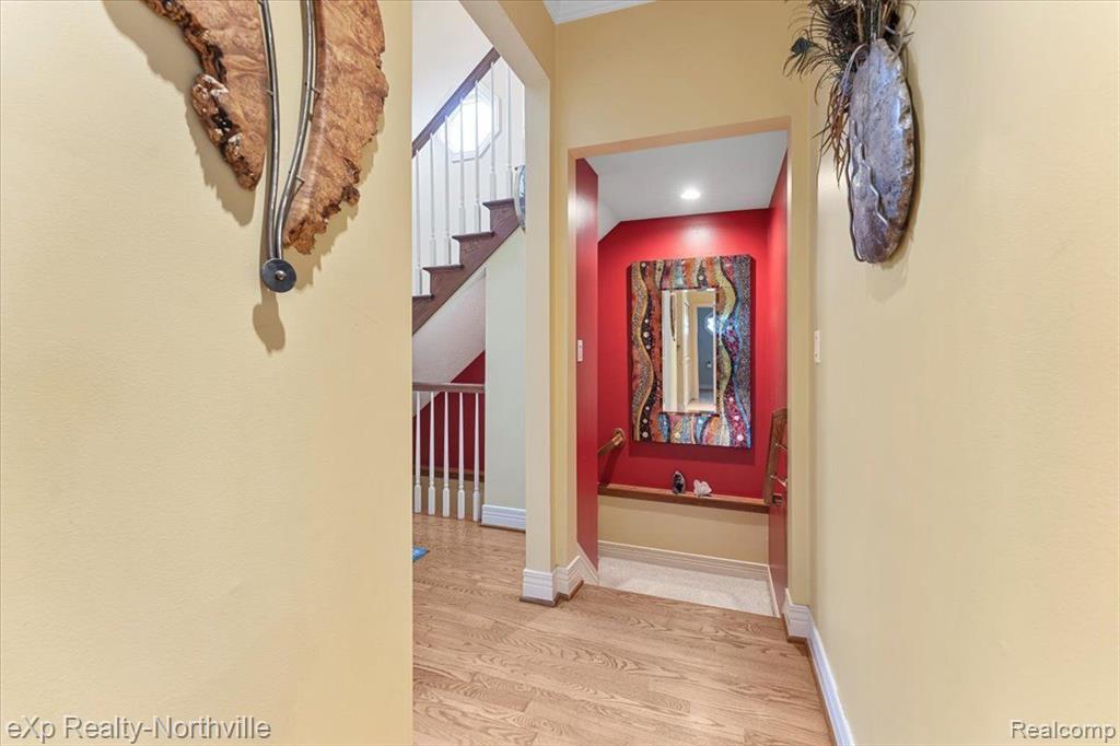 9283 FIRWOOD Road, South Lyon, MI 48178 — Photo 15
