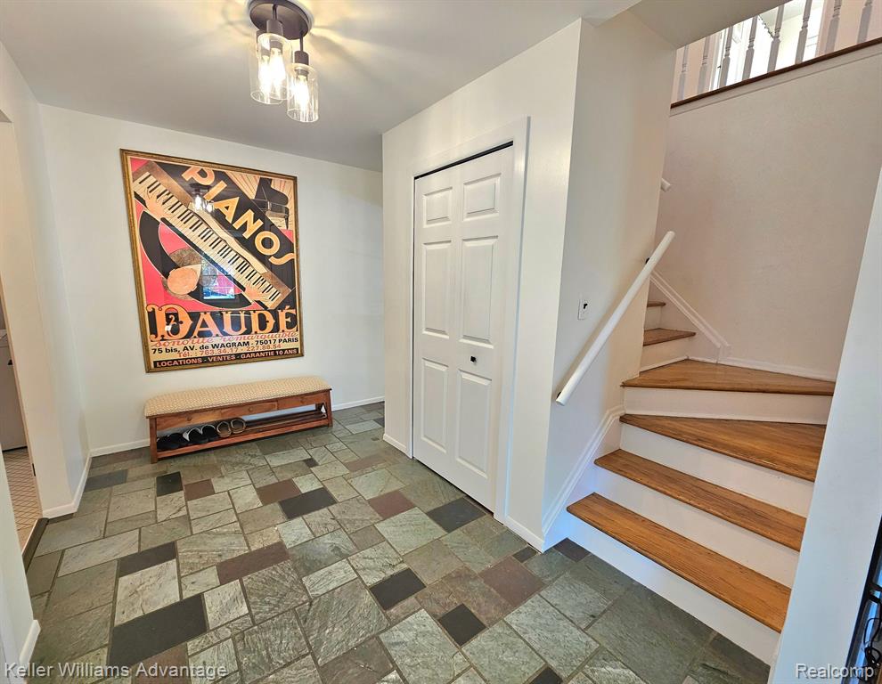 5962 TROTTER Lane, West Bloomfield, MI — Photo 34