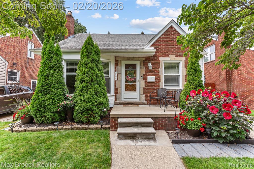 8098 Winona Avenue, Allen Park, MI 48101 — front exterior