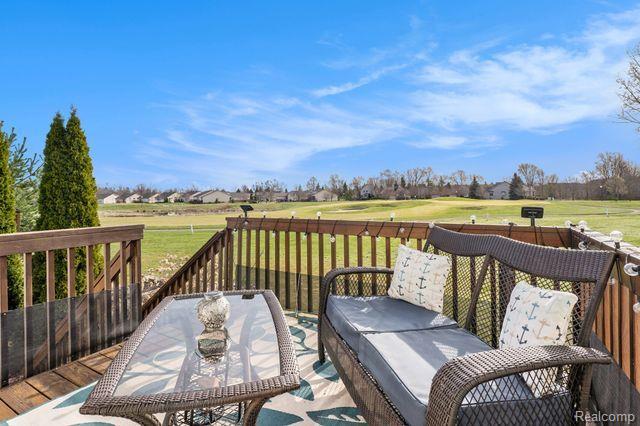 6421 CLUB Court W, Grand Blanc, MI 48439 — Photo 18