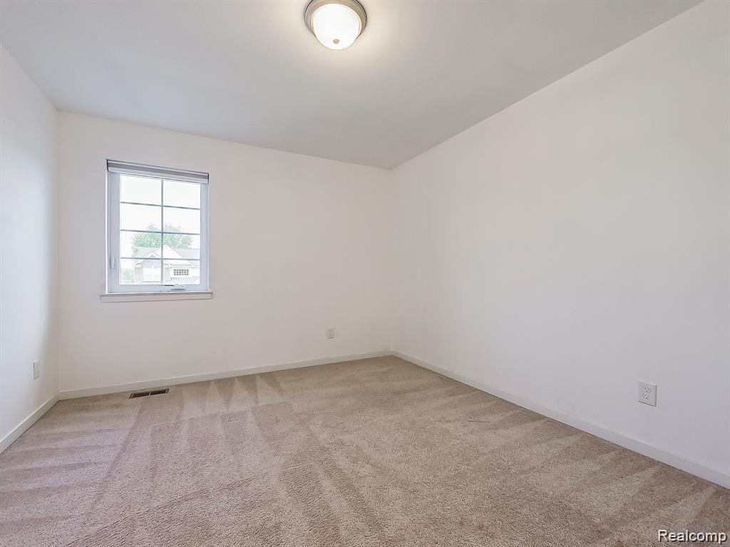 55941 WORLINGTON Lane, South Lyon, MI 48178 — Photo 13