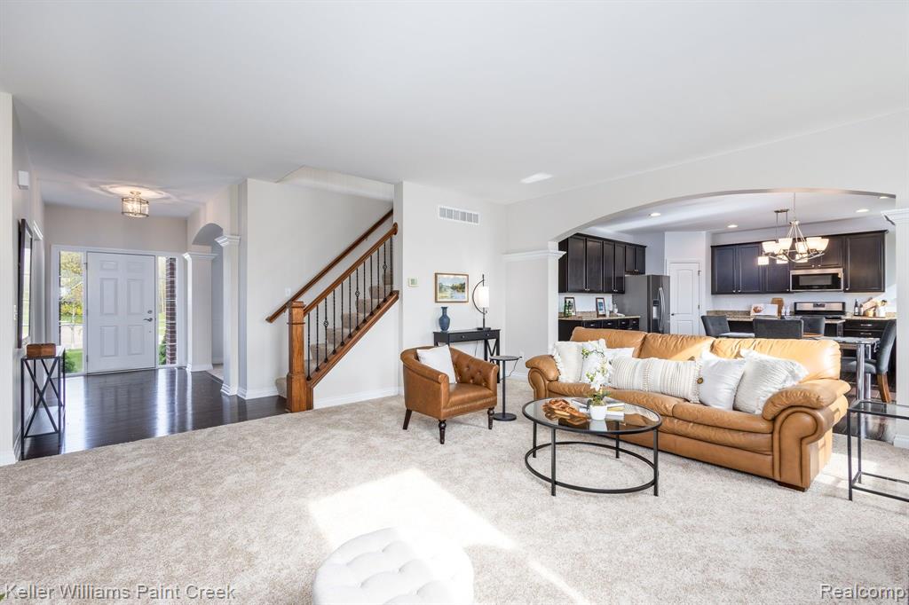 894 Wynstone Circle N, Oakland, MI — Photo 21