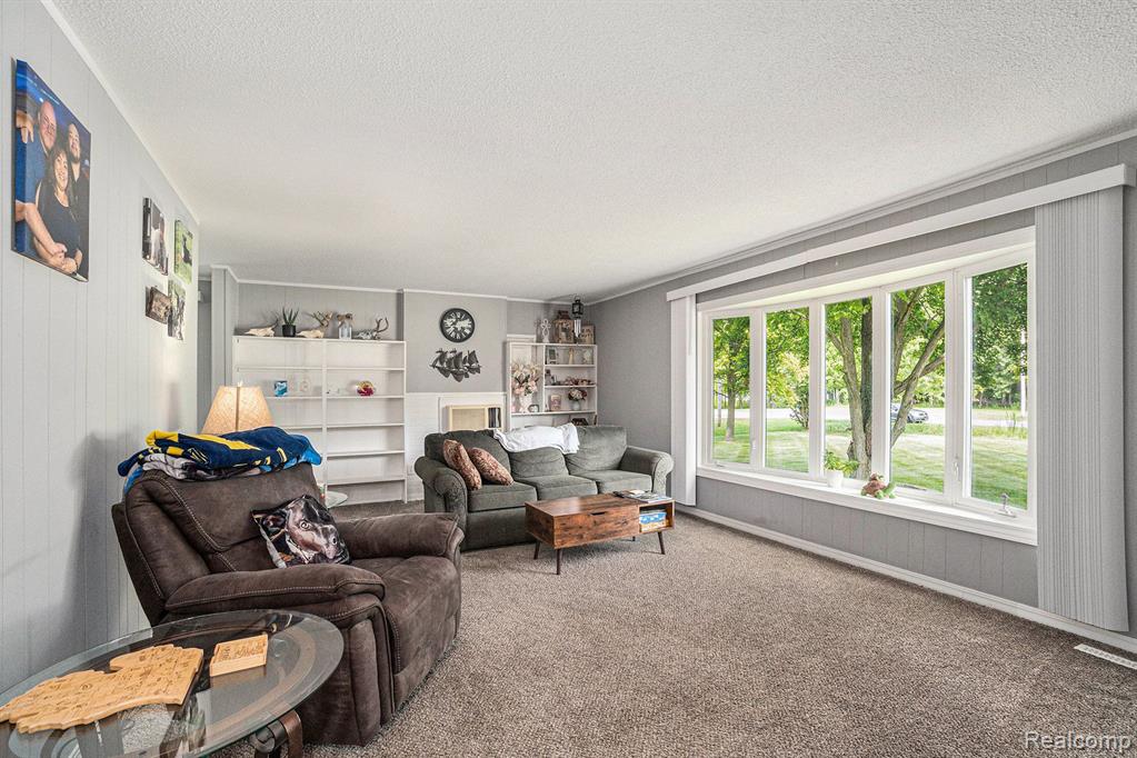 9968 MARSHALL Road, Birch Run, MI 48415 — Photo 7