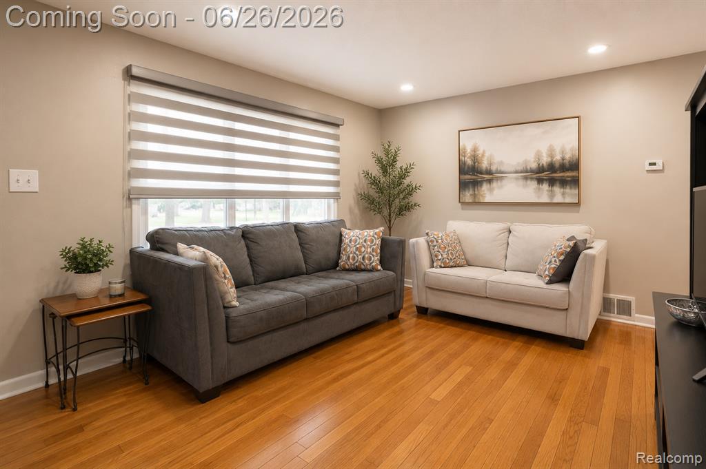 28546 Marquette Street, Garden City, MI — Photo 5