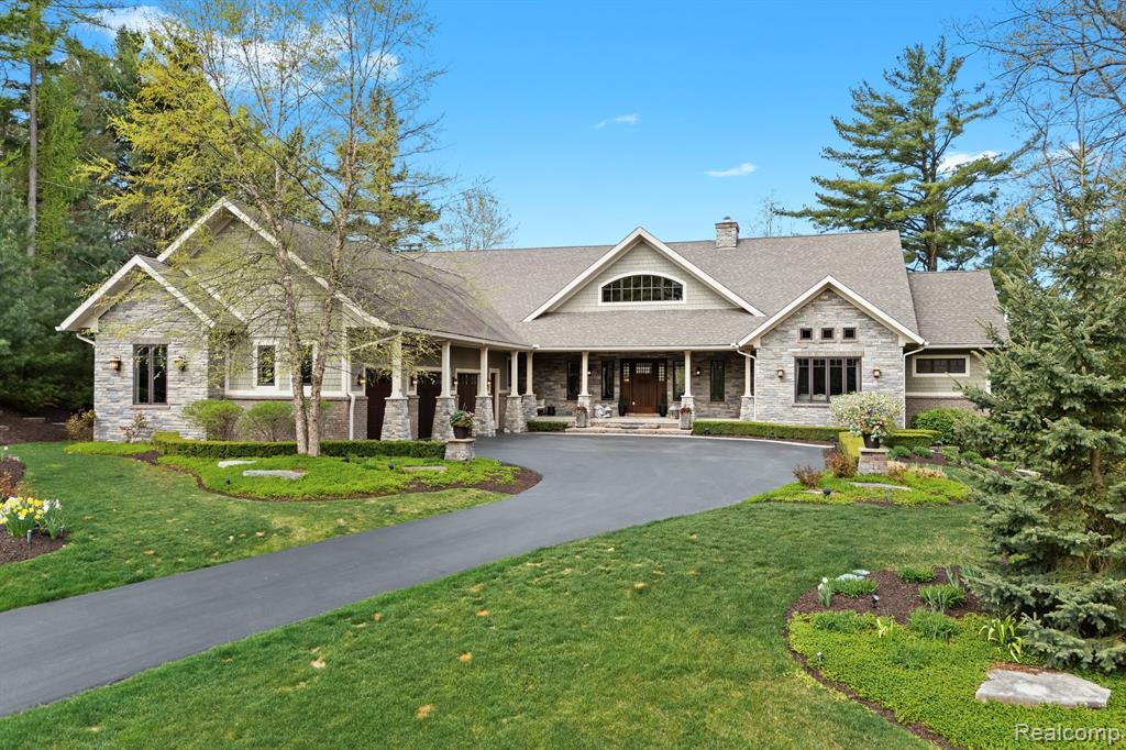 5744 WYNDAM Lane, Brighton, MI 48116 — Photo 44